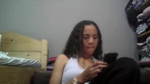 Snapshot of boozyart chatting on 25, 10, 2025 boozyArt online show from 25, 10, 2025