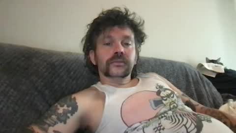 Snapshot of boredidiotadd chatting on 5, 2, 2025 boredidiotadd online show from 5, 2, 2025