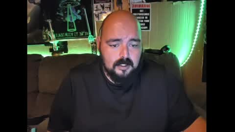 Snapshot of bossdeuce420 chatting on 21, 4, 2026 bossdeuce420 online show from 21, 4, 2026