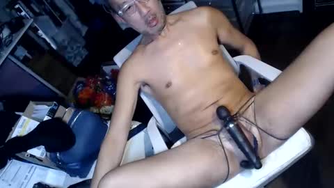 Snapshot of bostoncamguy chatting on 5, 11, 2025 bostoncamguy online show from 5, 11, 2025