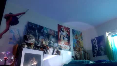 Bottomboo7 online show from 4, 11, 2025