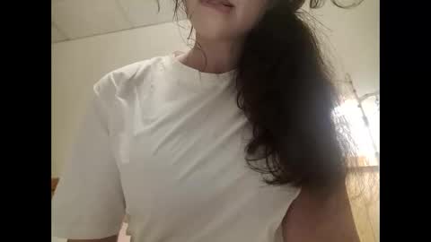 Bouncy Queen Majesty online show from 24, 10, 2025