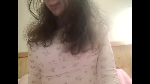 Bouncy Queen Majesty online show from 12, 5, 2026