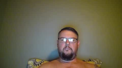 Snapshot of bowtieguy84 chatting on 30, 9, 2025 bowtieguy84 online show from 30, 9, 2025