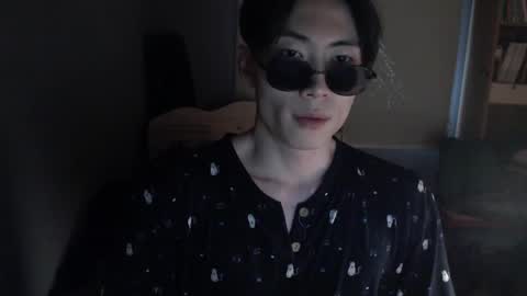 Snapshot of boxman556990 chatting on 4, 2, 2025 boxman556990 online show from 4, 2, 2025