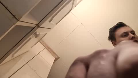 boy39957273 online show from 6, 6, 2026