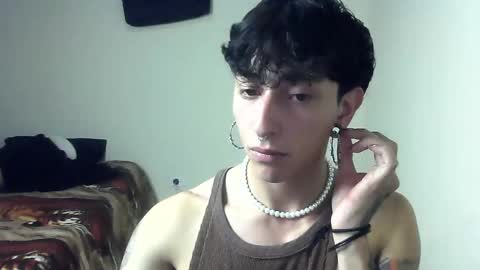 Boy Astro online show from 19, 12, 2024