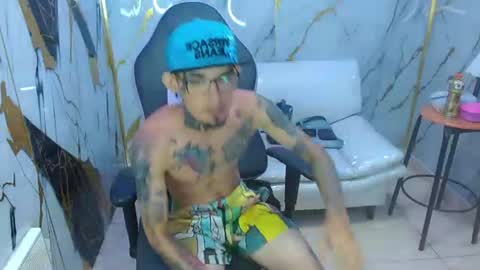 Snapshot of boy_tatto77 chatting on 14, 7, 2026 boy_tatto77 online show from 14, 7, 2026