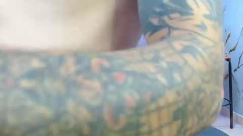 Snapshot of boy_tatto77 chatting on 20, 7, 2026 boy_tatto77 online show from 20, 7, 2026
