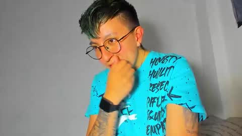 Edward ftm trans queerslave online show from 17, 12, 2025