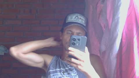 Boy online show from 18, 4, 2026