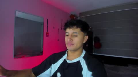 Snapshot of boylatin_777 chatting on 13, 1, 2025 miguel online show from 13, 1, 2025