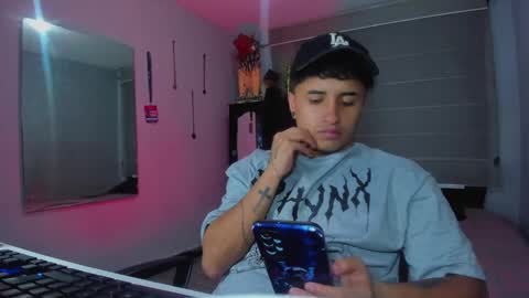 Snapshot of boylatin_777 chatting on 16, 1, 2025 miguel online show from 16, 1, 2025