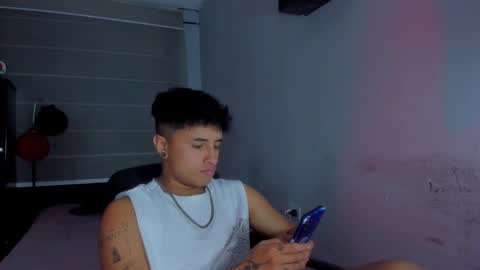 Snapshot of boylatin_777 chatting on 22, 1, 2025 miguel online show from 22, 1, 2025