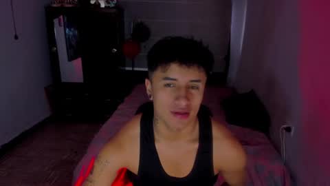 Snapshot of boylatin_777 chatting on 23, 1, 2025 miguel online show from 23, 1, 2025