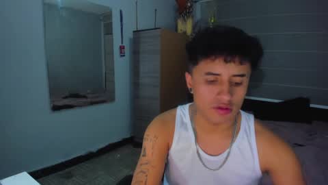 Snapshot of boylatin_777 chatting on 26, 1, 2025 miguel online show from 26, 1, 2025