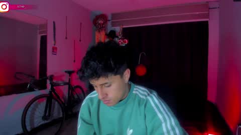 Snapshot of boylatin_777 chatting on 7, 2, 2025 miguel online show from 7, 2, 2025