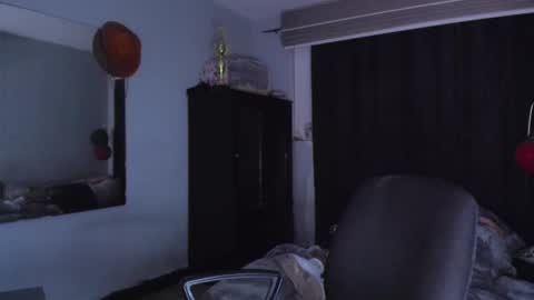 Snapshot of boylatin_777 chatting on 4, 3, 2025 miguel online show from 4, 3, 2025