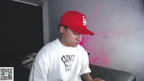 Snapshot of boylatin_777 chatting on 18, 9, 2025 miguel online show from 18, 9, 2025