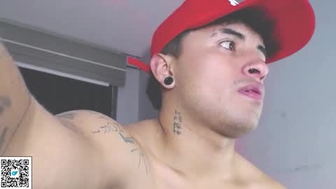 Snapshot of boylatin_777 chatting on 24, 9, 2025 miguel online show from 24, 9, 2025