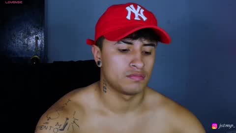 Snapshot of boylatin_777 chatting on 8, 11, 2025 miguel online show from 8, 11, 2025