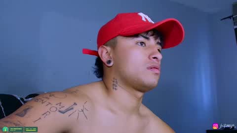 Snapshot of boylatin_777 chatting on 15, 11, 2025 miguel online show from 15, 11, 2025