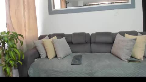 boys_blackandwhite online show from 28, 2, 2025