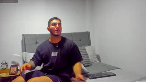 Snapshot of boys_blackandwhite chatting on 20, 7, 2026 boys_blackandwhite online show from 20, 7, 2026
