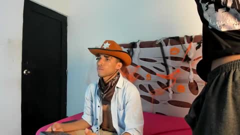 Snapshot of boys_hotparty chatting on 20, 10, 2025 ALEX - TAYLER -MIKE online show from 20, 10, 2025