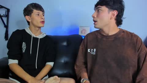 Snapshot of boysweet_boys chatting on 4, 2, 2025 Paul and Max online show from 4, 2, 2025