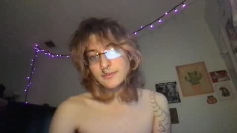 boywithbug online show from 10, 3, 2025