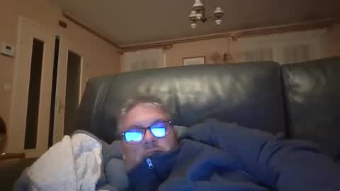 bozo81 online show from 24, 10, 2025