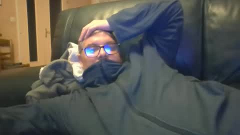 bozo81 online show from 4, 12, 2025