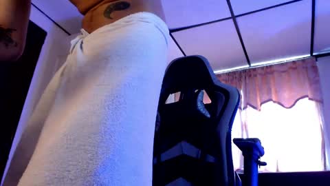 Snapshot of bra_c chatting on 25, 4, 2026 bra_c online show from 25, 4, 2026