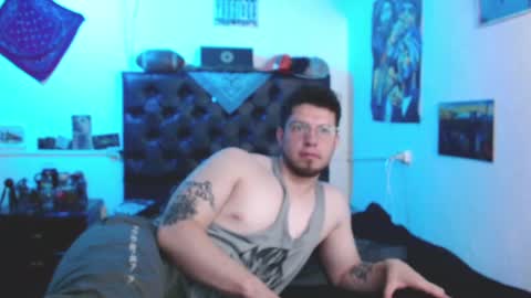 brad hot boy online show from 15, 2, 2025