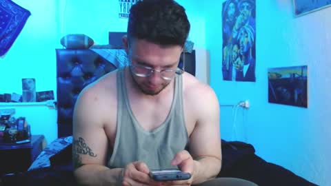 brad hot boy online show from 1, 11, 2025