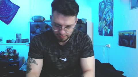 brad hot boy online show from 29, 11, 2025