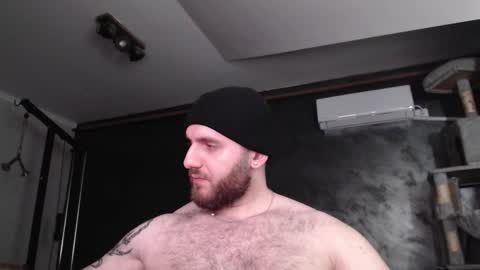 Snapshot of brad_pittfall chatting on 16, 11, 2025 ask me online show from 16, 11, 2025