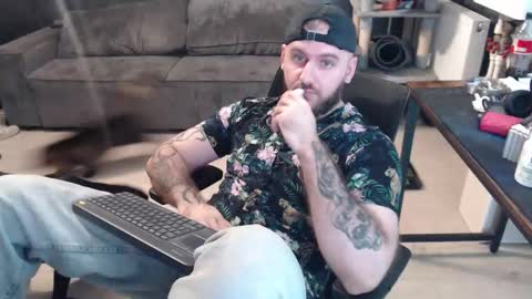 Snapshot of brad_pittfall chatting on 26, 11, 2025 ask me online show from 26, 11, 2025