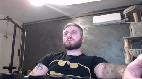 Snapshot of brad_pittfall chatting on 6, 1, 2026 ask me online show from 6, 1, 2026