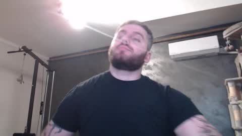 Snapshot of brad_pittfall chatting on 7, 1, 2026 ask me online show from 7, 1, 2026