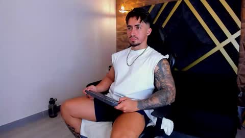 Snapshot of brad_summer chatting on 2, 3, 2026 brad summer online show from 2, 3, 2026