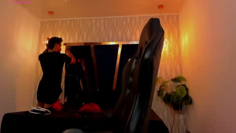 brad summer online show from 17, 4, 2026