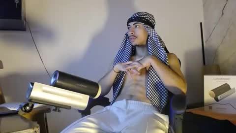 Snapshot of brad_usma chatting on 4, 11, 2025 BRAD USMA online show from 4, 11, 2025