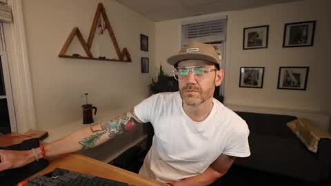 BradBronton online show from 16, 3, 2026