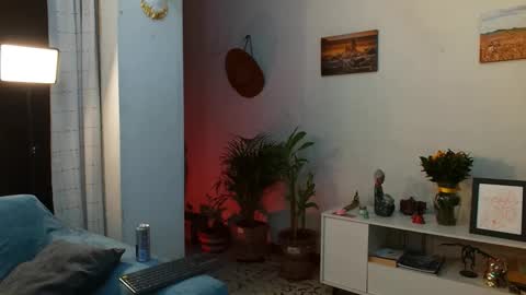 Bradley Martinez online show from 4, 10, 2025