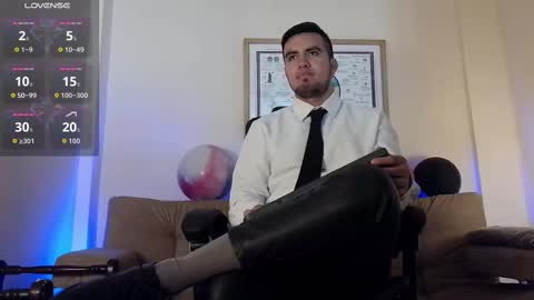 Bradley Colton Independ Model online show from 6, 10, 2025