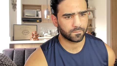 bradleymartin7 online show from 4, 1, 2025