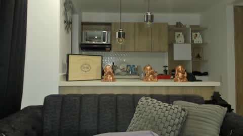 bradleymartin7 online show from 4, 2, 2025