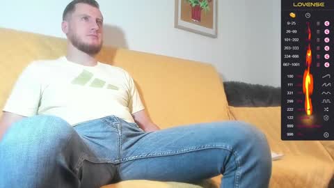 Snapshot of bradryder__ chatting on 5, 12, 2024 Call me Alex online show from 5, 12, 2024